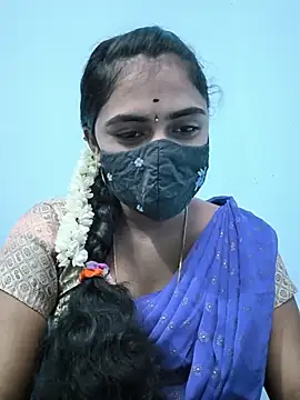 Snapshot of Megavarthinii chatting on July 23, 2026, 4:58 pm Megavarthinii online show from July 23, 2026, 4:58 pm