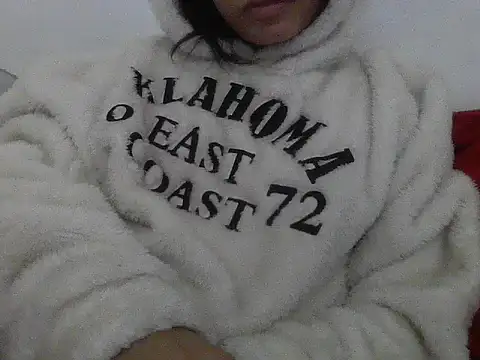 Snapshot of Beccananno chatting on June 26, 2026, 3:34 am Beccananno online show from June 26, 2026, 3:34 am