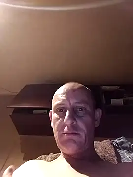 Snapshot of MythicalHonesty40 chatting on August 6, 2026, 10:27 pm MythicalHonesty40 online show from August 6, 2026, 10:27 pm