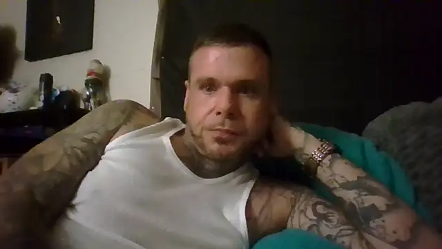 Snapshot of hotwetblondendaddy chatting on July 23, 2026, 2:31 am hotwetblondendaddy online show from July 23, 2026, 2:31 am