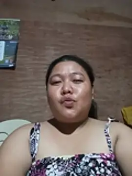 Snapshot of Glamourous_Smile16 chatting on July 9, 2026, 12:44 am Glamourous Smile16 online show from July 9, 2026, 12:44 am