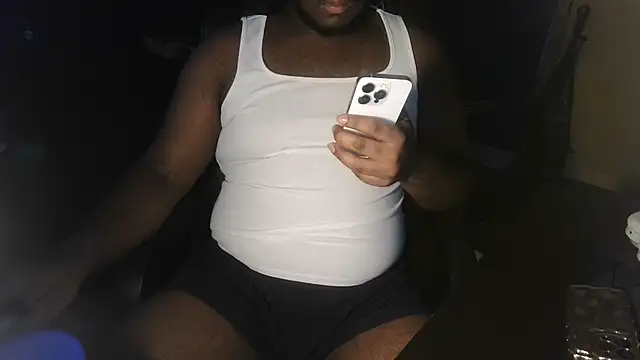 Snapshot of black1_Lotion2 chatting on June 25, 2026, 11:43 pm black1 Lotion2 online show from June 25, 2026, 11:43 pm