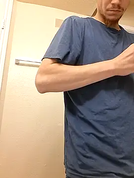 Rain13 Lil-if56 online show from April 15, 2026, 8:20 pm