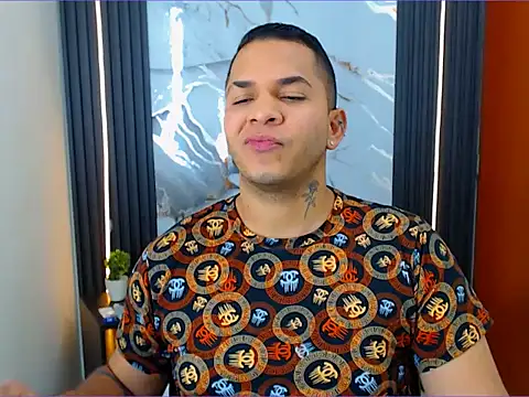 Snapshot of cristhian_gamboa chatting on July 9, 2026, 4:46 am cristhian gamboa online show from July 9, 2026, 4:46 am