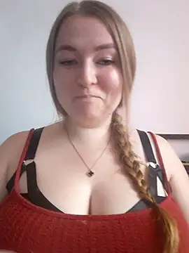 Snapshot of Amor_Fatii chatting on July 2, 2026, 8:53 am Amor Fatii online show from July 2, 2026, 8:53 am