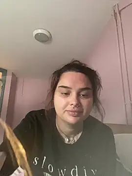 Snapshot of sabrinaslut chatting on June 27, 2026, 4:13 pm sabrinaslut online show from June 27, 2026, 4:13 pm