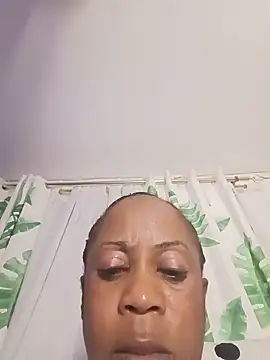 sweetbabie20 online show from June 28, 2026, 11:44 pm