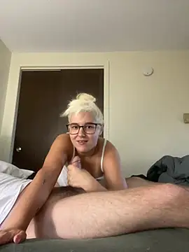 thatgreatwhitecock online show from July 16, 2026, 1:19 pm