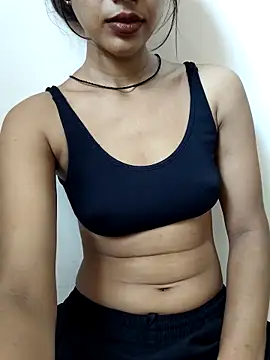 Snapshot of sezzling_ruhi_ chatting on July 1, 2026, 8:58 am sezzling ruhi online show from July 1, 2026, 8:58 am