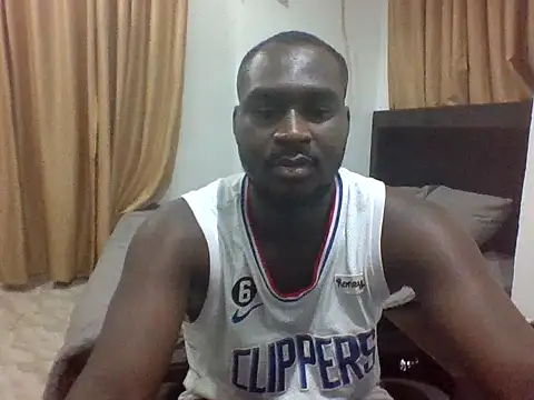 Snapshot of Offsetpapi chatting on July 8, 2026, 9:48 pm Offsetpapi online show from July 8, 2026, 9:48 pm