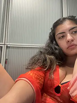 Snapshot of Aylin_Sugar chatting on July 14, 2026, 6:40 am Aylin Sugar online show from July 14, 2026, 6:40 am