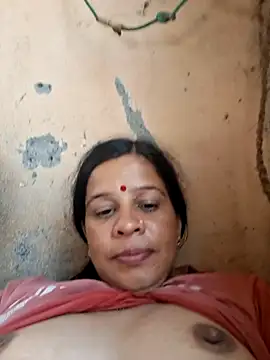 neeru190 online show from July 12, 2026, 5:19 am