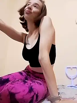 Snapshot of Ameli_p chatting on July 7, 2026, 8:12 pm Ameli p online show from July 7, 2026, 8:12 pm