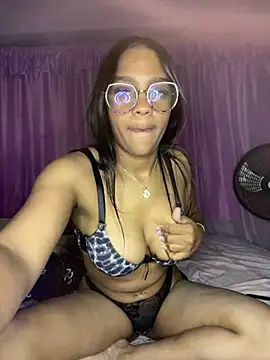 samantha3218 online show from July 15, 2026, 1:56 am