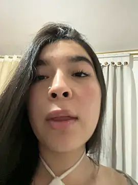 Snapshot of La_pelinegraa chatting on July 5, 2026, 1:32 am La pelinegraa online show from July 5, 2026, 1:32 am