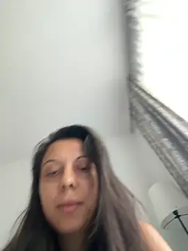 IzyDiamond online show from July 2, 2026, 9:26 am