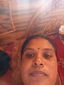 Snapshot of Divya_ranii chatting on July 3, 2026, 6:31 am Divya ranii online show from July 3, 2026, 6:31 am