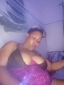 Snapshot of hornymelanin chatting on July 13, 2026, 9:03 pm hornymelanin online show from July 13, 2026, 9:03 pm