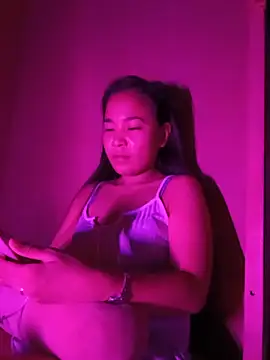Snapshot of makulet chatting on July 4, 2026, 5:17 pm makulet online show from July 4, 2026, 5:17 pm
