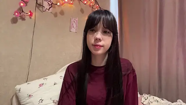 Snapshot of KamalaFlurry chatting on July 6, 2026, 2:24 pm KamalaFlurry online show from July 6, 2026, 2:24 pm