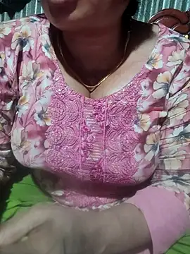 Snapshot of Suha_Mony chatting on July 11, 2026, 11:10 am Suha Mony online show from July 11, 2026, 11:10 am