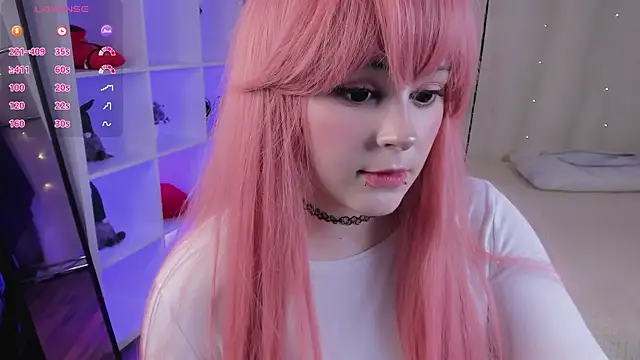 Snapshot of Blossom_Anna chatting on July 7, 2026, 7:06 pm Blossom Anna online show from July 7, 2026, 7:06 pm