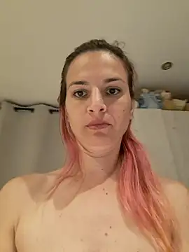 Snapshot of Vickeysweet chatting on July 6, 2026, 8:00 pm Vickeysweet online show from July 6, 2026, 8:00 pm