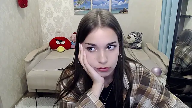 Snapshot of cool_girlwe chatting on July 7, 2026, 9:35 am cool girlwe online show from July 7, 2026, 9:35 am