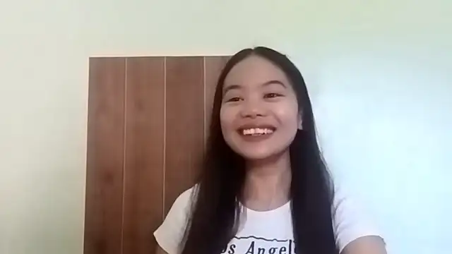 CrissyDeshaies online show from July 9, 2026, 3:18 am