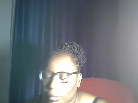 Snapshot of Prettyfai7 chatting on July 7, 2026, 9:51 pm Prettyfai7 online show from July 7, 2026, 9:51 pm