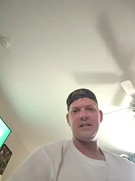 manlysissyslave online show from July 7, 2026, 7:28 pm