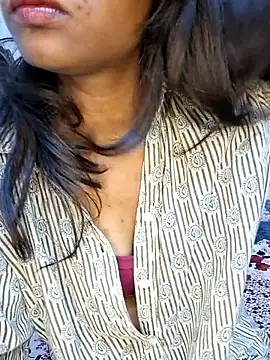 Snapshot of MysticDiya chatting on July 11, 2026, 6:03 am MysticDiya online show from July 11, 2026, 6:03 am