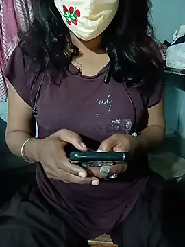 Snapshot of sanjuvermas chatting on July 21, 2026, 5:03 pm sanjuvermas online show from July 21, 2026, 5:03 pm