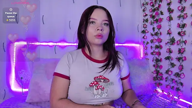 Snapshot of cloe_sweet18 chatting on July 10, 2026, 8:20 pm cloe sweet18 online show from July 10, 2026, 8:20 pm