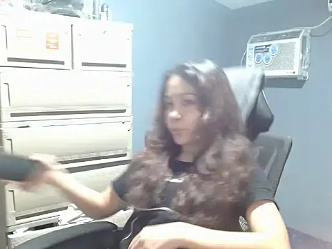 Snapshot of maria_bles chatting on July 10, 2026, 6:57 am maria bles online show from July 10, 2026, 6:57 am