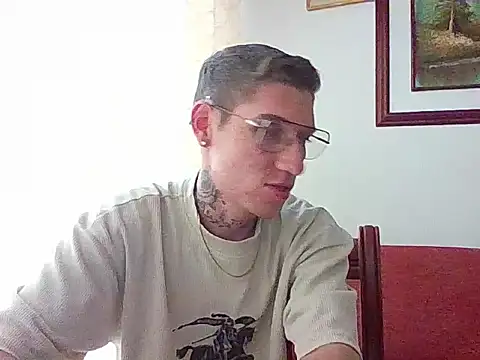 Snapshot of liam_carter2 chatting on July 10, 2026, 10:32 pm liam carter2 online show from July 10, 2026, 10:32 pm