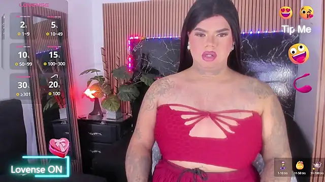 Snapshot of isabelleandbrand chatting on October 31, 2025, 12:24 pm isabelleandbrand online show from October 31, 2025, 12:24 pm