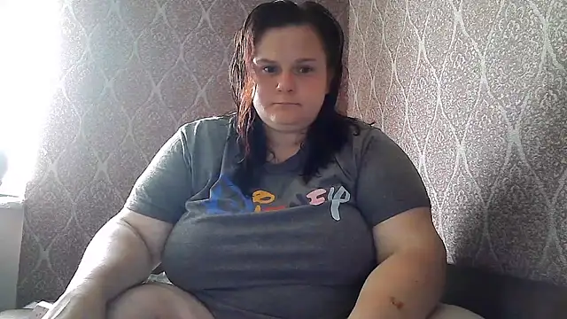 Snapshot of Adela_Cheri chatting on July 13, 2026, 2:05 pm Adela Cheri online show from July 13, 2026, 2:05 pm