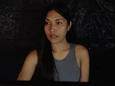 Snapshot of abreilxxlovesyou chatting on July 17, 2026, 2:47 pm abreilxxlovesyou online show from July 17, 2026, 2:47 pm