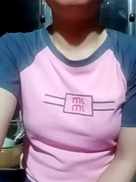Snapshot of Miu_baby09 chatting on July 15, 2026, 3:08 pm Miu baby09 online show from July 15, 2026, 3:08 pm