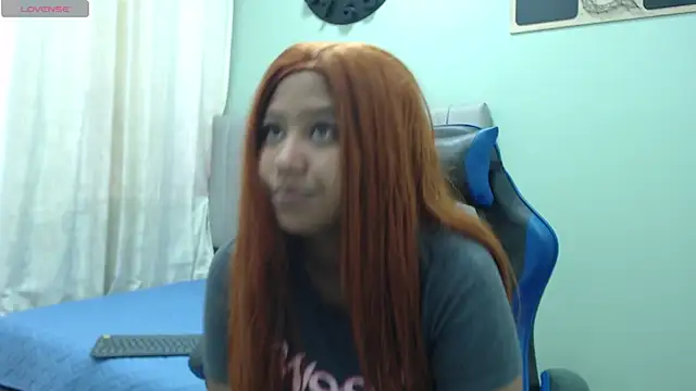Snapshot of Kitty_summer chatting on July 16, 2026, 12:57 pm Kitty summer online show from July 16, 2026, 12:57 pm