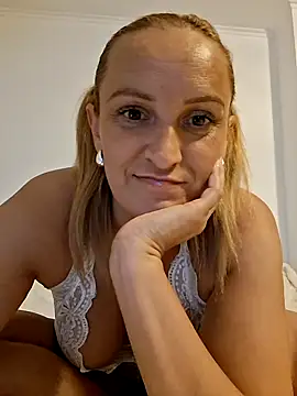 Asweety1 online show from July 17, 2026, 8:28 pm