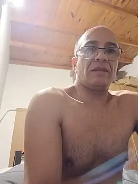 Snapshot of lautyarg chatting on July 15, 2026, 9:38 am lautyarg online show from July 15, 2026, 9:38 am