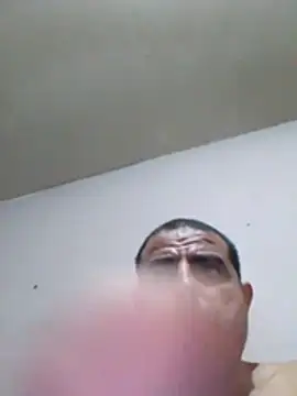 Snapshot of cobrosdepagos00 chatting on August 1, 2026, 5:05 am cobrosdepagos00 online show from August 1, 2026, 5:05 am