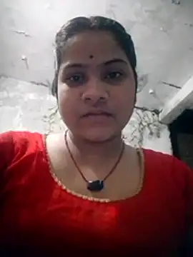 Snapshot of HotRavita389 chatting on August 3, 2026, 3:18 pm HotRavita389 online show from August 3, 2026, 3:18 pm
