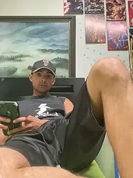 Snapshot of mayck2- chatting on July 18, 2026, 8:28 pm mayck2- online show from July 18, 2026, 8:28 pm