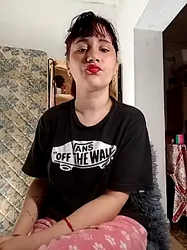 Snapshot of lady_Lilyy chatting on August 2, 2026, 4:59 pm lady Lilyy online show from August 2, 2026, 4:59 pm