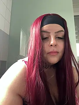 Snapshot of Peachy_bella chatting on July 24, 2026, 9:05 am Peachy bella online show from July 24, 2026, 9:05 am