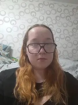 FionaDior online show from July 21, 2026, 5:58 pm