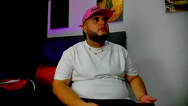 DamianVegaa online show from July 24, 2026, 2:51 am